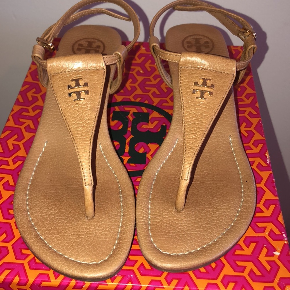 Tory Burch Britton 60MM Wedge Thong Tumbled Leather Sandal